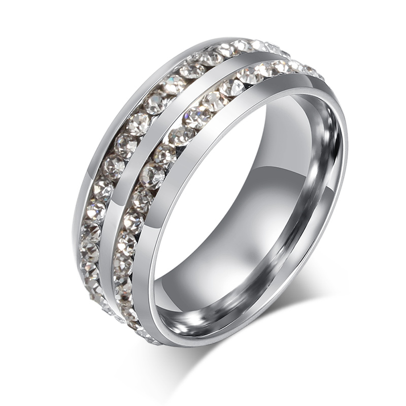Ezüst színű kristály gyűrű nemesacélból